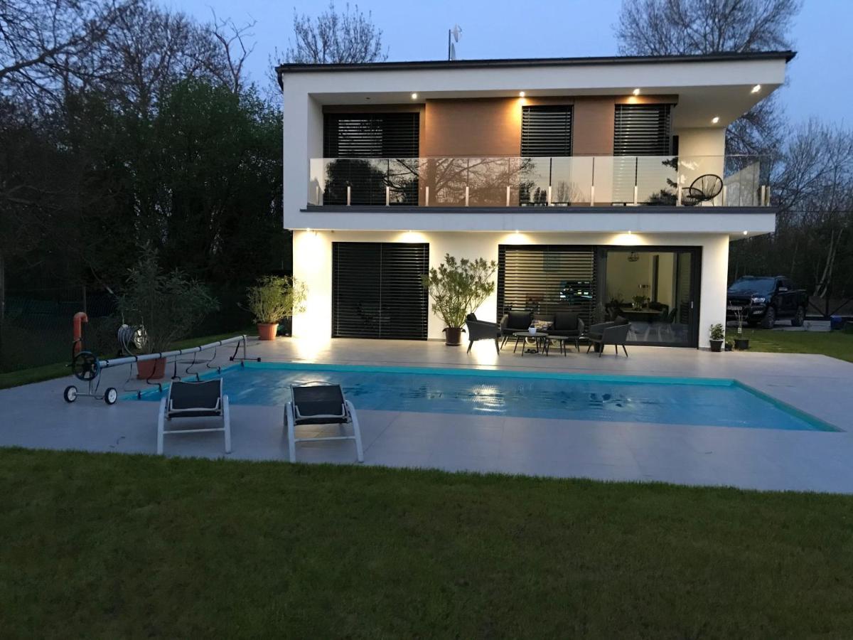 Bony Resort Szarvas Exterior photo